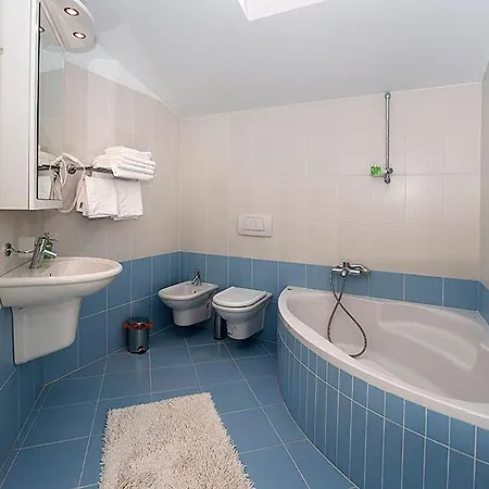 Veli Maj 1447 Apartment Porec
