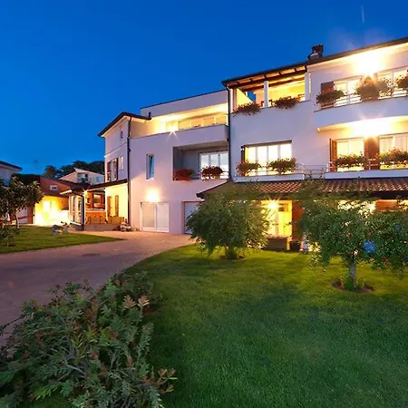 Veli Maj 1447 Apartment Porec